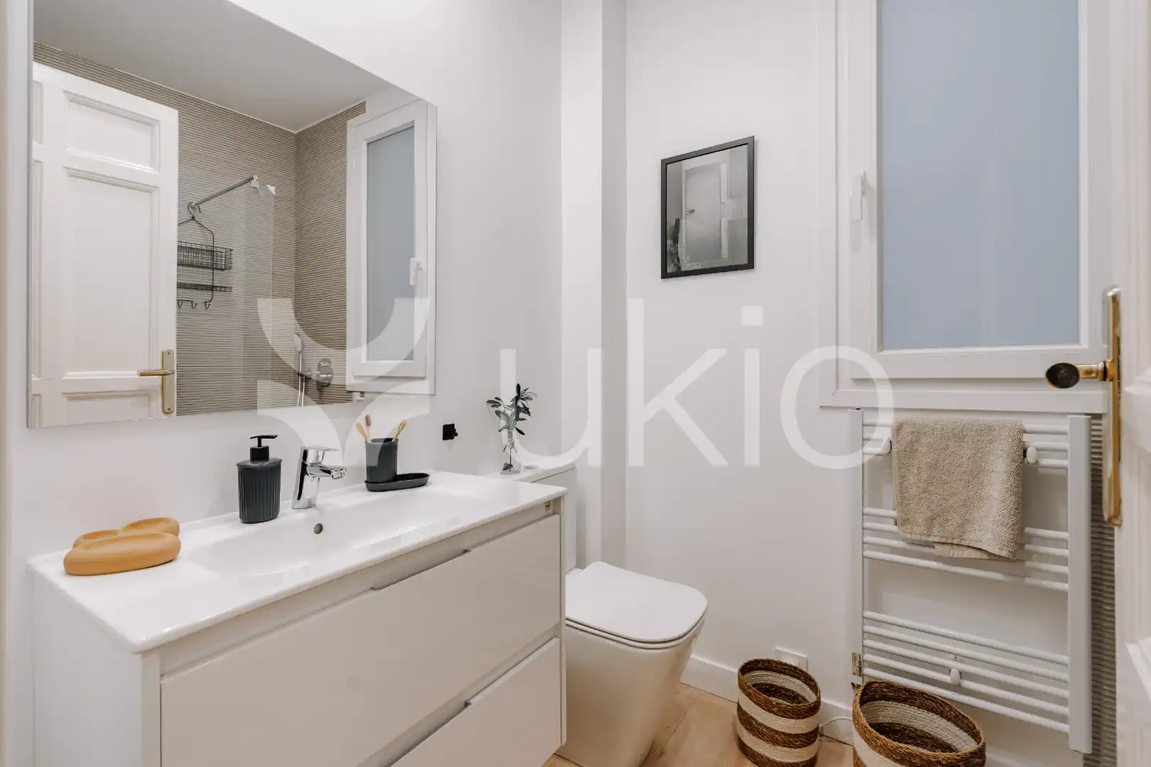 Baño de Apartamento de alquiler en Madrid con Aire acondicionado, Calefacción y Amueblado