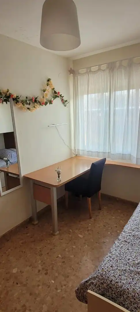 Wohnung zur untervermieten in Moncada mit Klimaanlage, Heizung und Terrasse