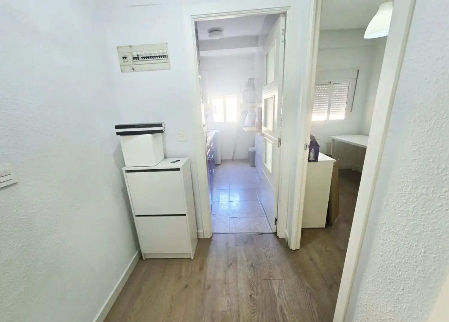 Flat to rent in PLAZA LUIS CERNUDA, imagen 2