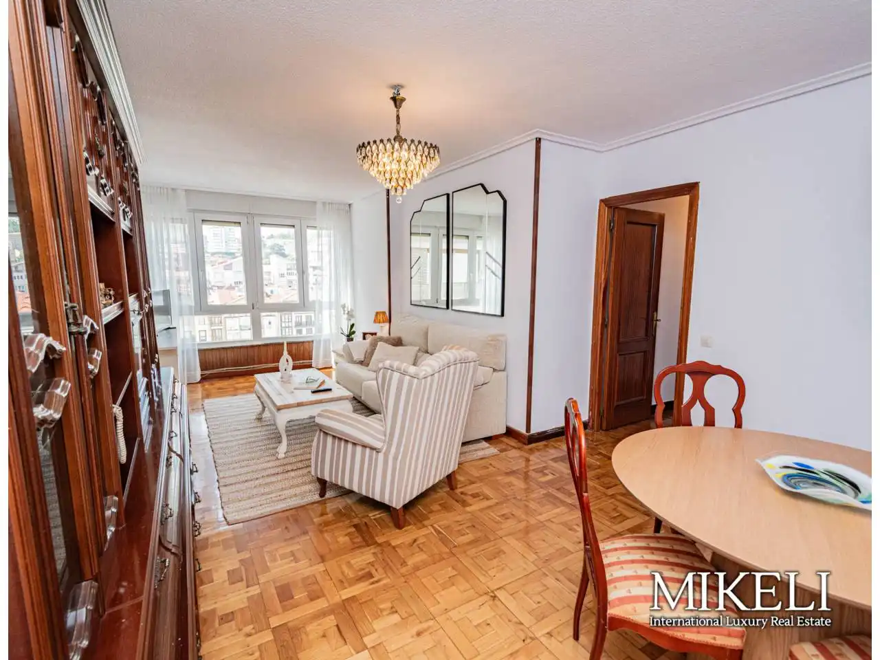Sala de estar de Piso en venta en Santander con Calefacción, Parquet y Amueblado