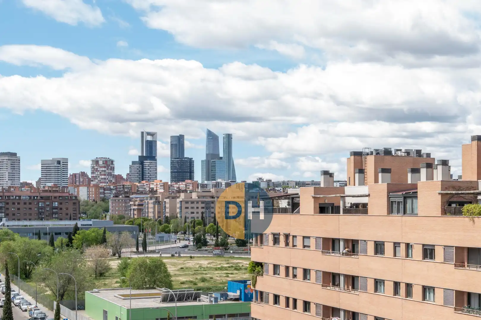 Vista exterior de Ático en venta en Madrid con Aire acondicionado, Calefacción y Parquet