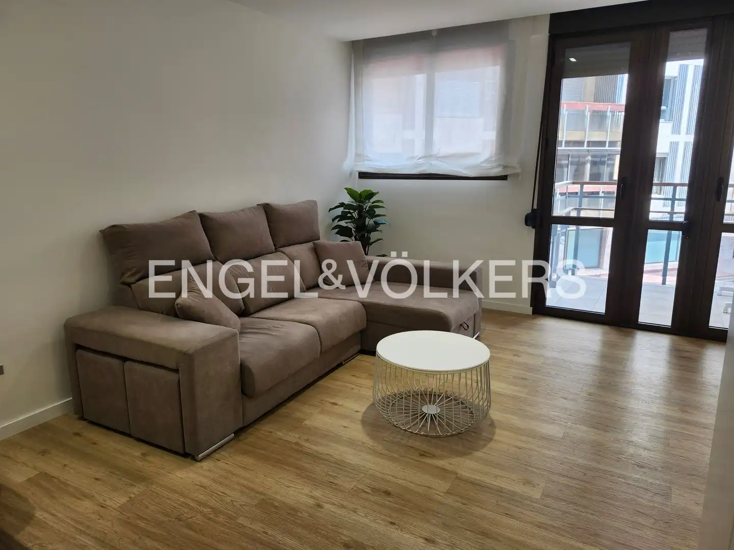Sala de estar de Piso de alquiler en Valencia con Aire acondicionado, Calefacción y Terraza