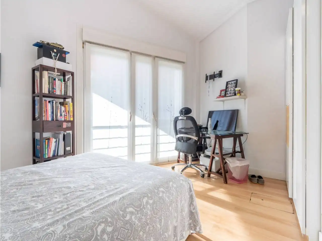 Dormitori de Casa o xalet en venda en Donostia - San Sebastián  amb Aire condicionat, Calefacció i Jardí privat