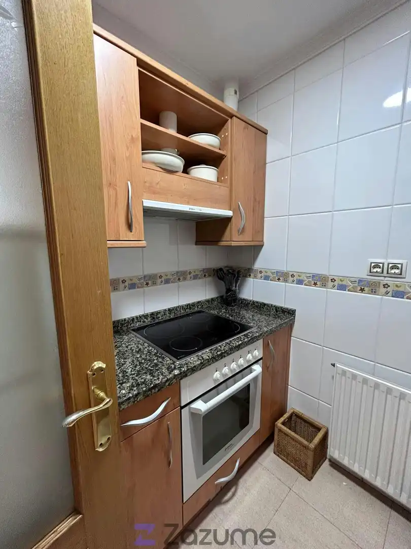 Küche von Wohnung zur Miete in Llanes mit Heizung, Parkett und Terrasse