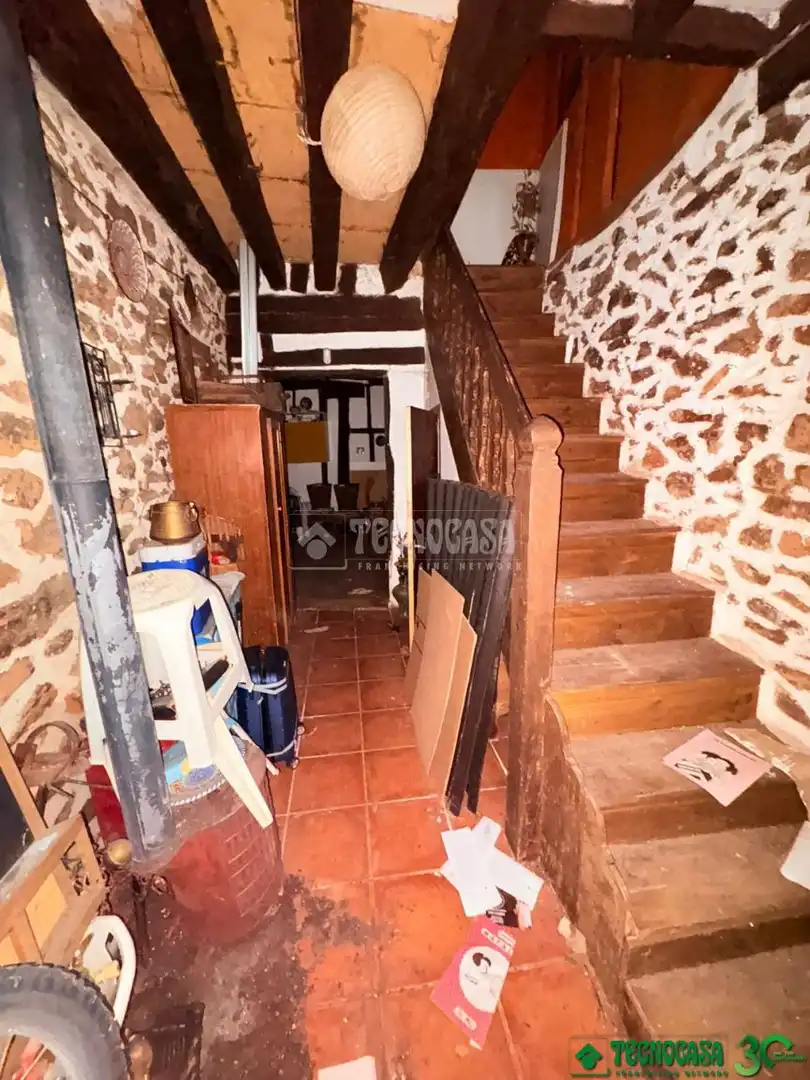 Casa adosada en venda en Guisando amb Calefacció
