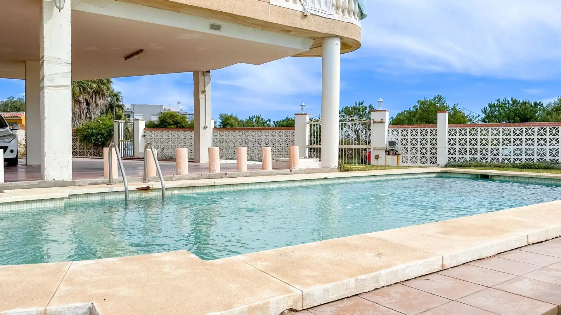 Piscina de Piso de alquiler en Málaga con Aire acondicionado, Jardín privado y Terraza