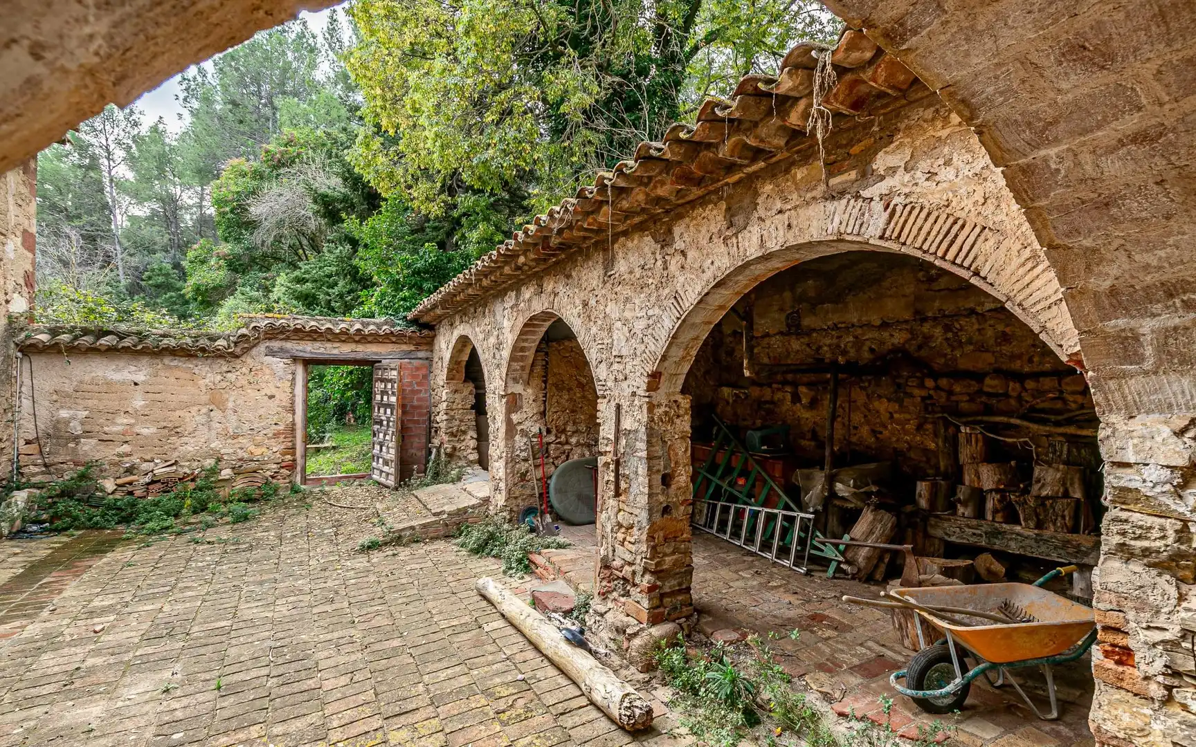 Vista exterior de Casa o chalet en venta en Sant Andreu de la Barca