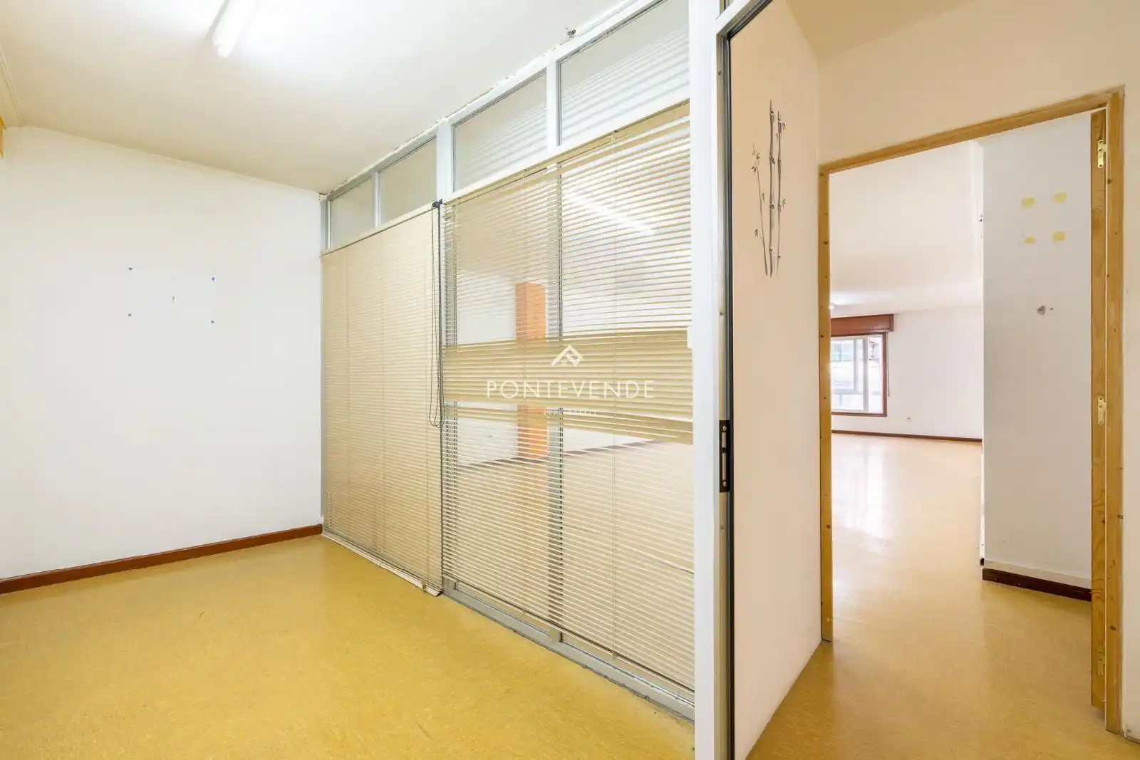 Bureau avec ascenseur à vendre à Zona de Plaza de Barcelos, imagen 10