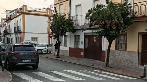 Foto 2 de Casa adosada en venta en Calle del Maestro Diego Llorente, Los Palacios y Villafranca, Sevilla