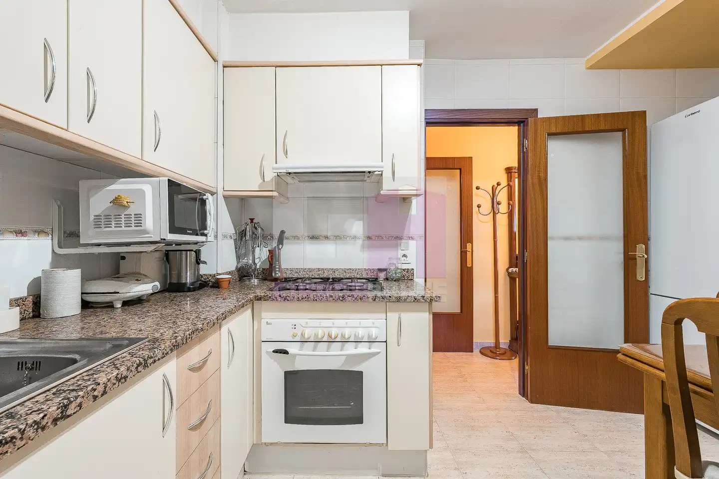 Cocina de Dúplex en venta en Salt con Calefacción, Terraza y Amueblado