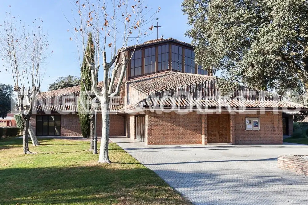 Exterior view of Apartments for rent in Algete  with Air Conditioner, Heating and Private garden