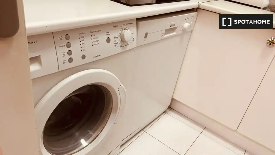 Garden of Flat for share in Almuñécar  with Air Conditioner, Heating and Furnished