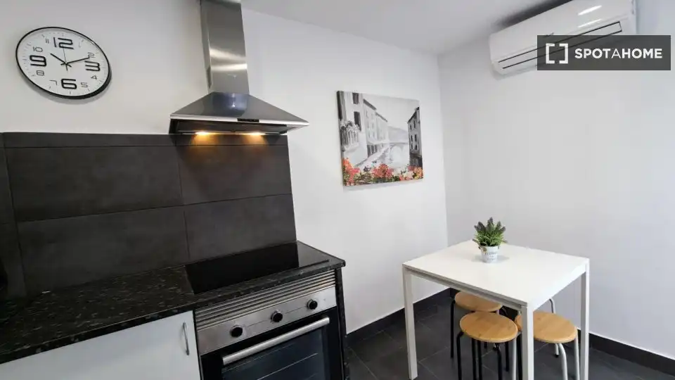 Cocina de Piso de alquiler en Sagunto / Sagunt con Aire acondicionado, Calefacción y Amueblado