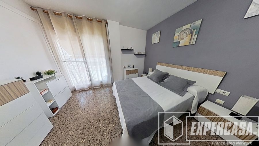 Dormitori de Pis de lloguer en Albal amb Aire condicionat