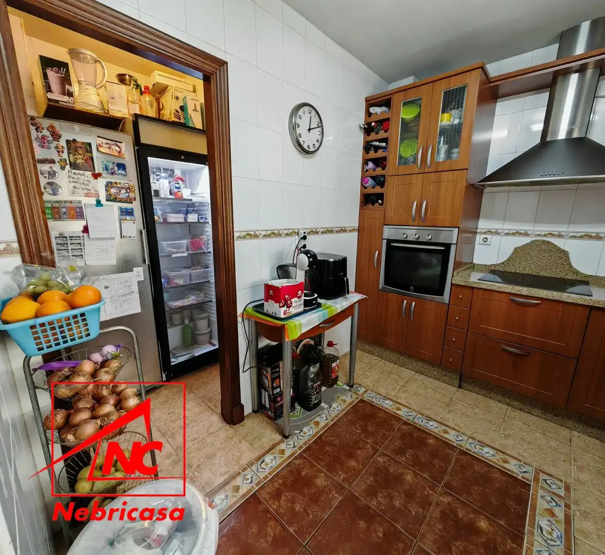 Kitchen of Flat for sale in Sanlúcar de Barrameda  with Air Conditioner and Furnished