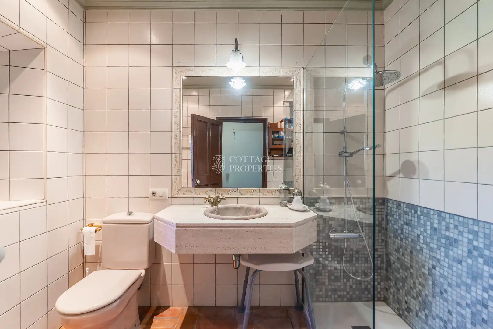 Bathroom of Country homes for sale in Foixà  with Air Conditioner, Private garden and Swimming Pool