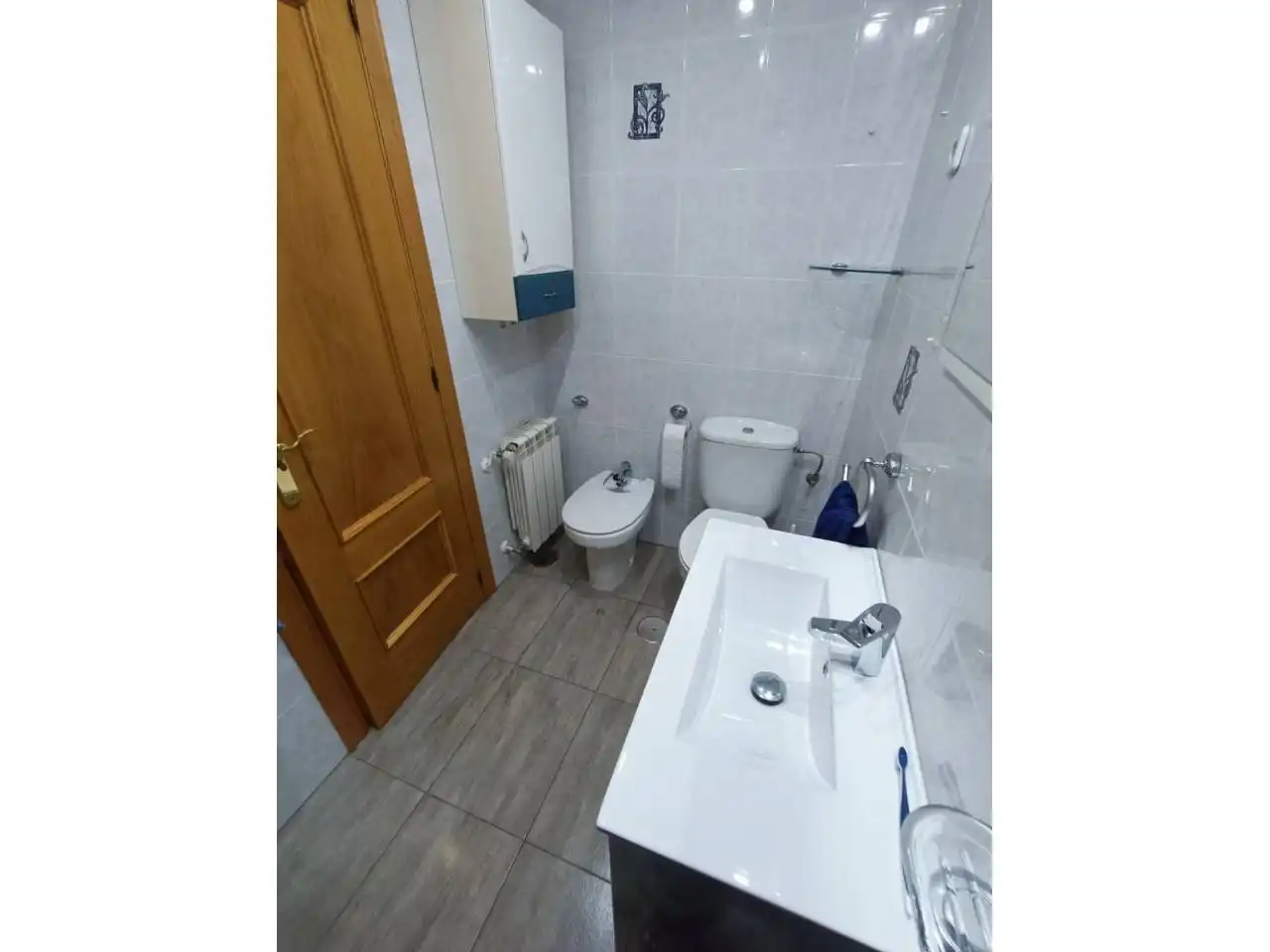 Bathroom of Flat for rent in Fuenlabrada  with Air Conditioner, Heating and Parquet flooring