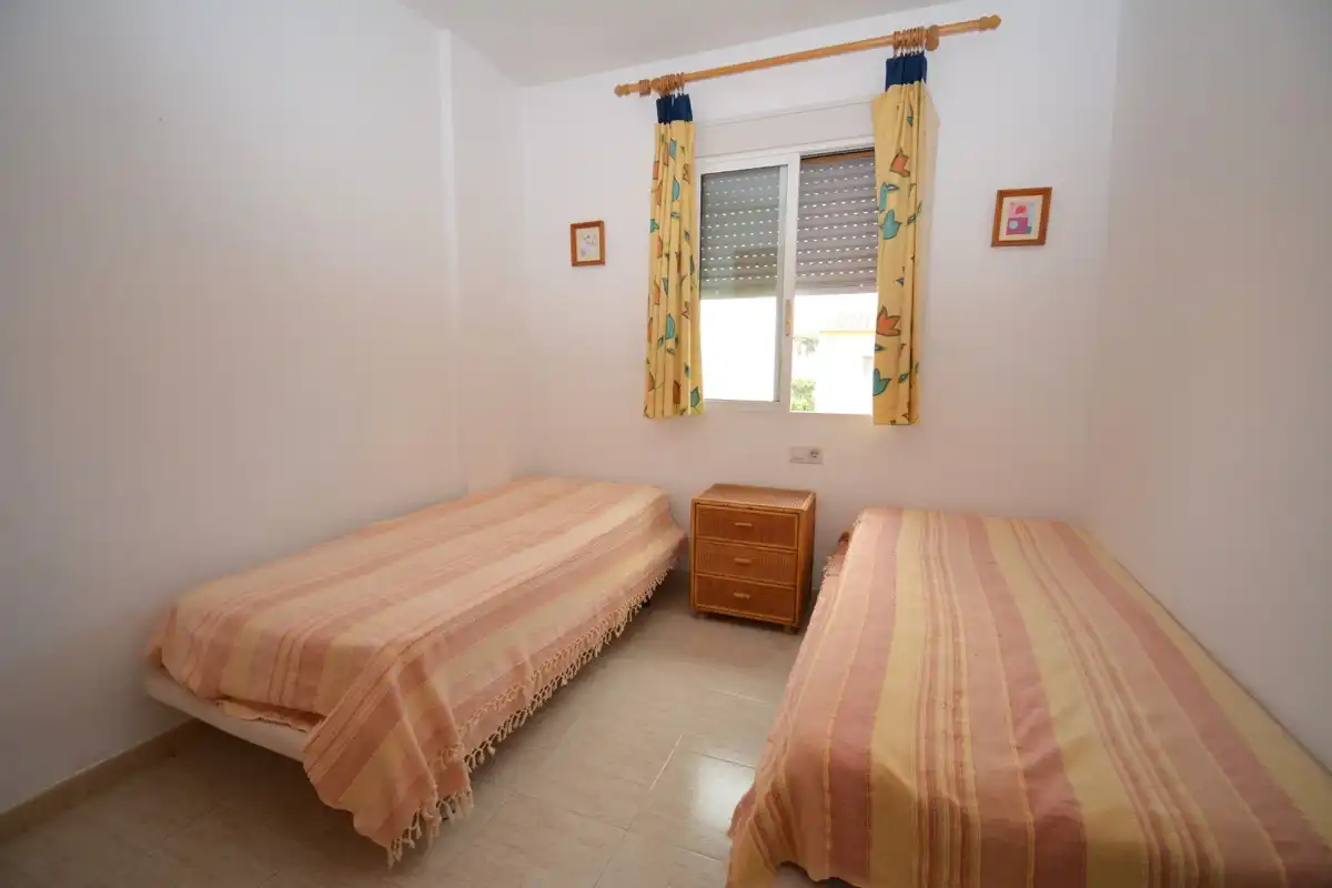 Dormitori de Apartament en venda en Dénia amb Terrassa, Forn i Alarma
