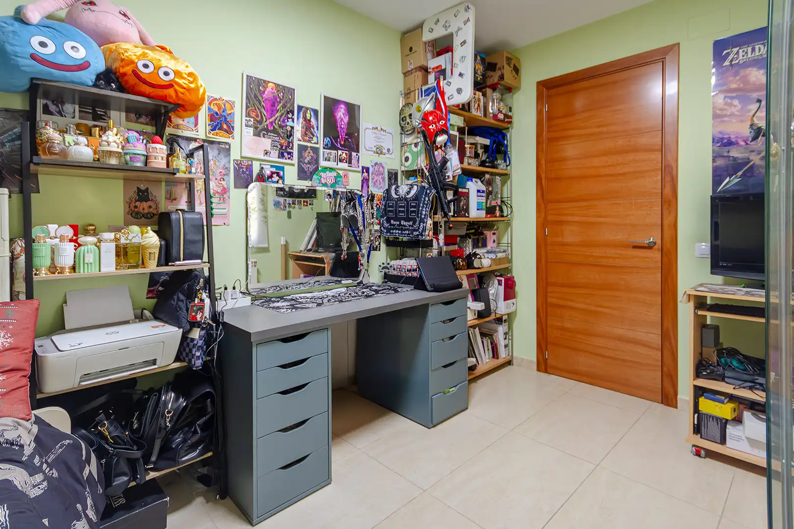 Flat for sale in Martorell  with Air Conditioner, Heating and Oven
