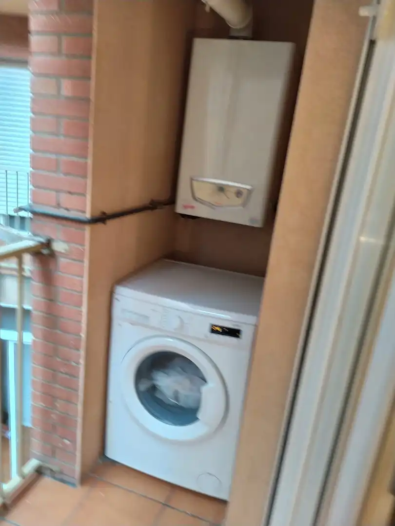 Cuina de Pis en venda en Lleida amb Aire condicionat i Moblat