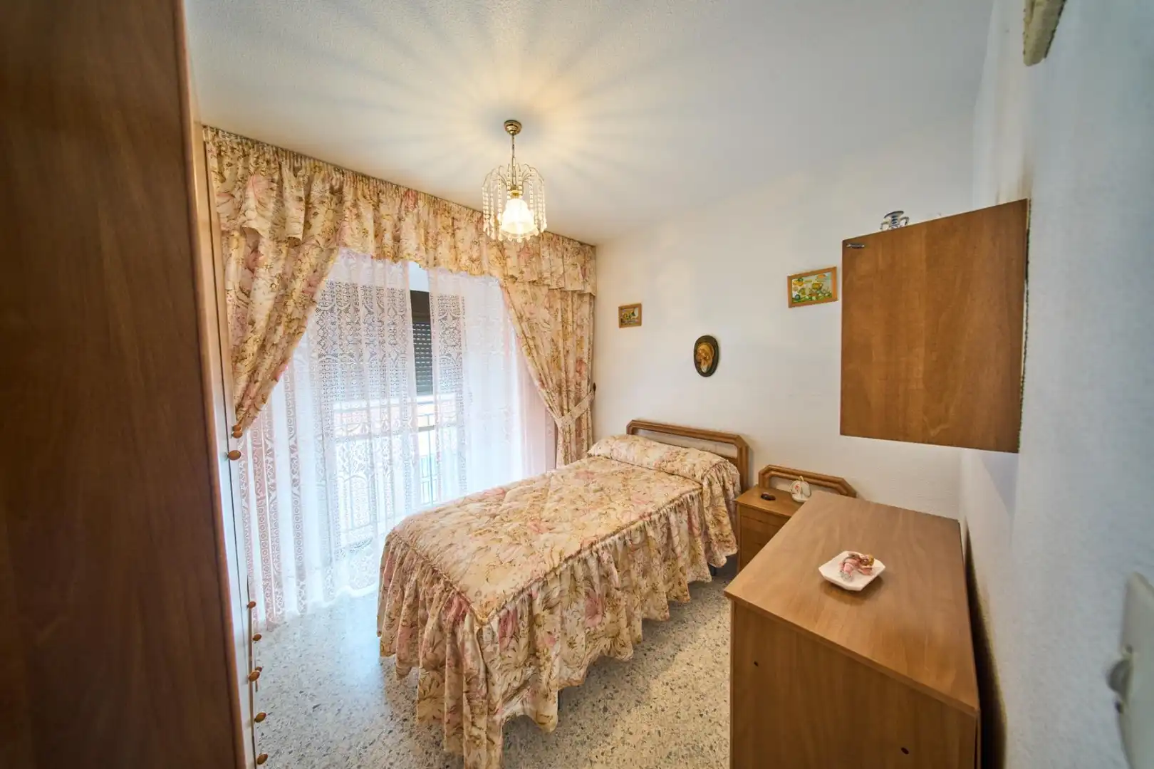 Dormitori de Casa o xalet en venda en Moclín