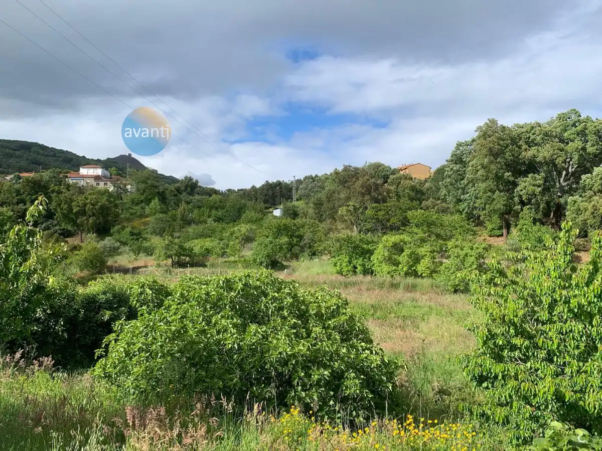 Residential for sale in Hoyos