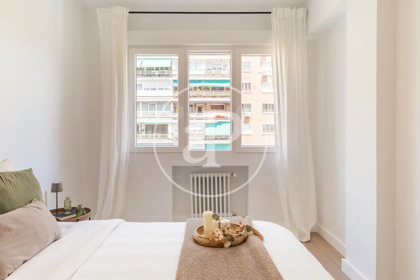 Bedroom of Flat for sale in Madrid  with Air Conditioner, Heating and Terrace