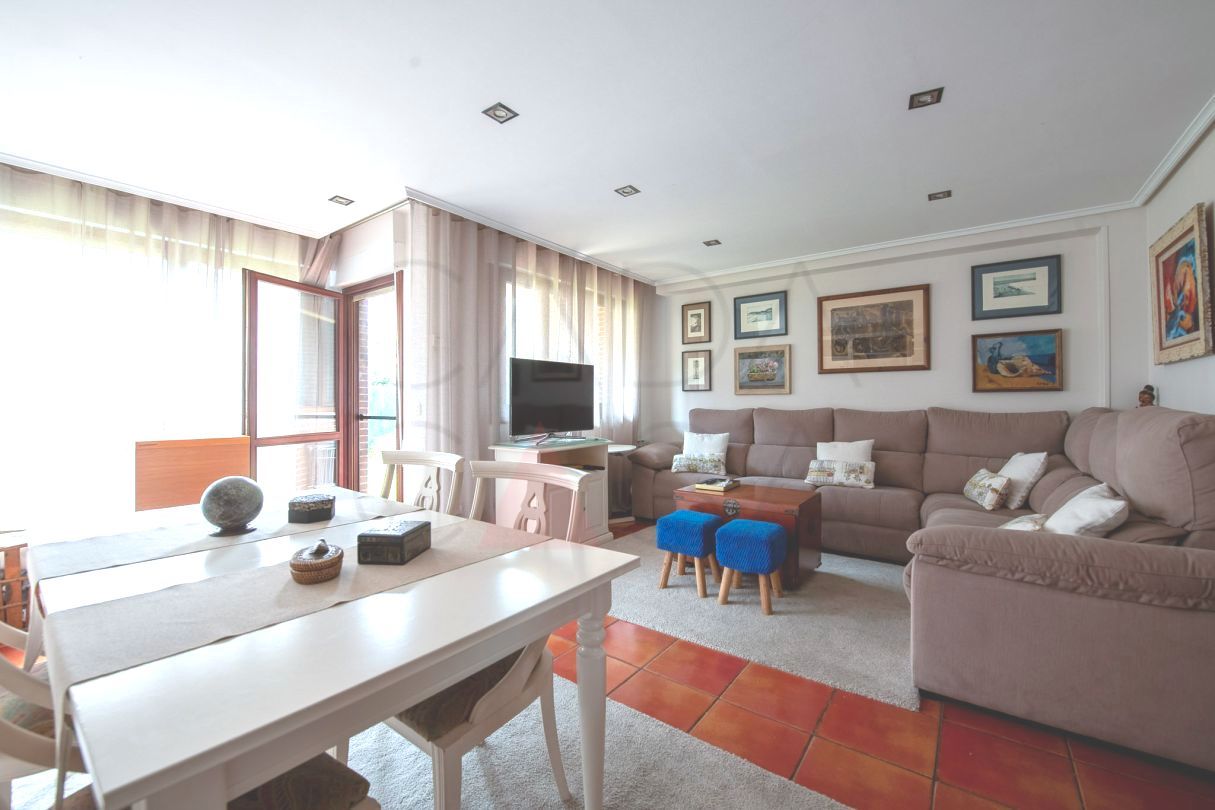 Living room of Single-family semi-detached for sale in El Astillero    with Heating, Private garden and Terrace