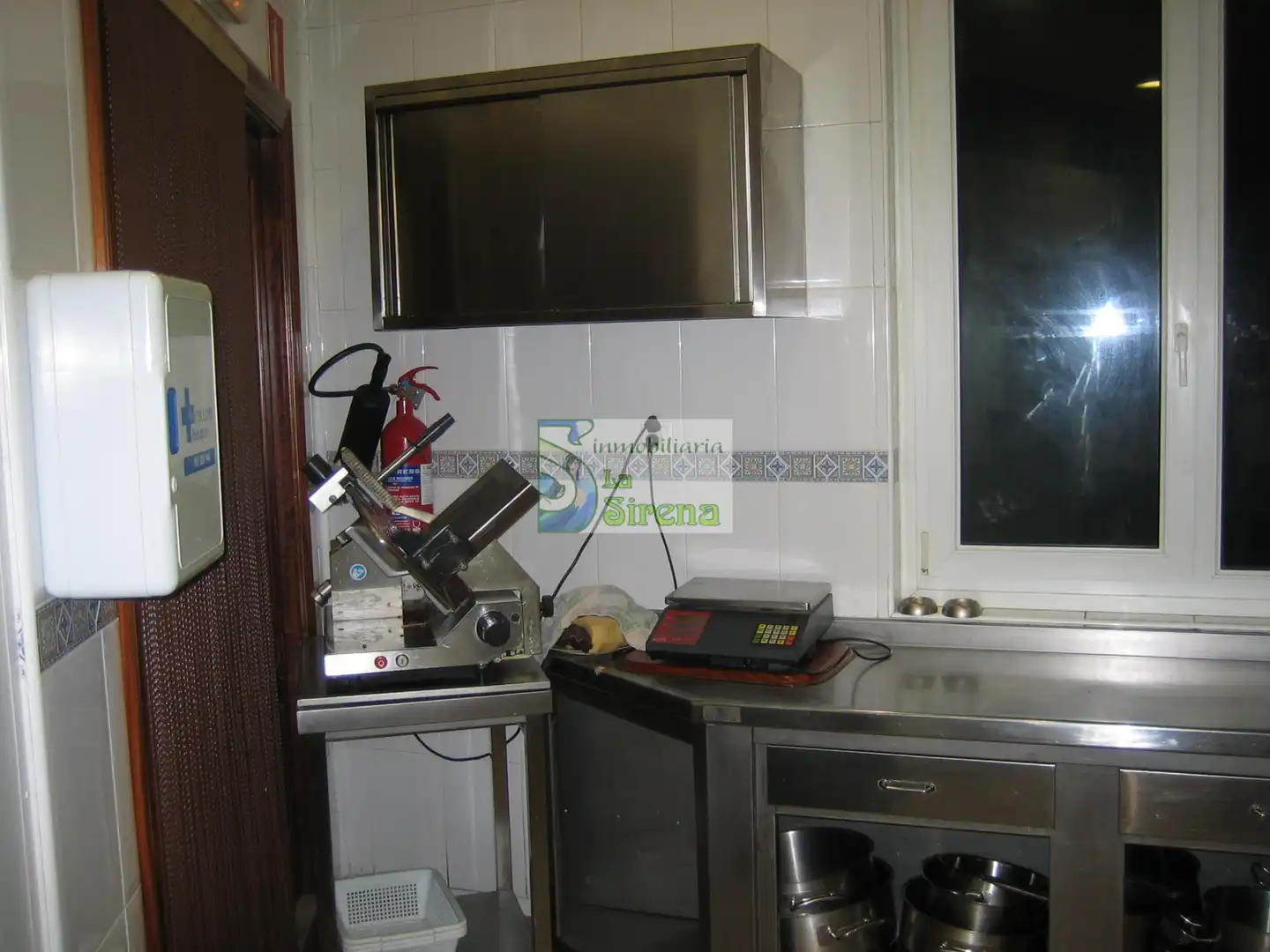 Kitchen of Commercial properties for sale in Castro-Urdiales  with Air Conditioner, Heating and Terrace