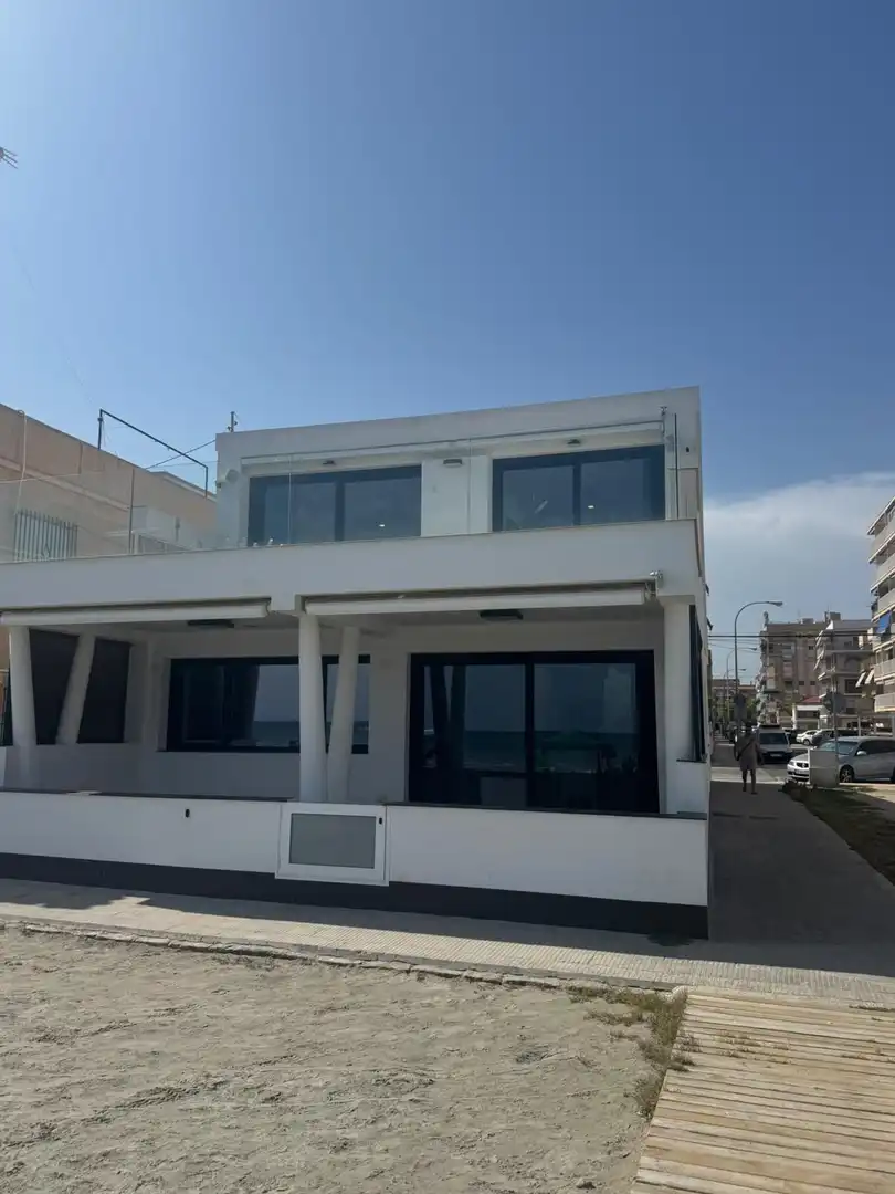 Vista exterior de Casa o chalet en venta en Santa Pola con Aire acondicionado, Calefacción y Terraza
