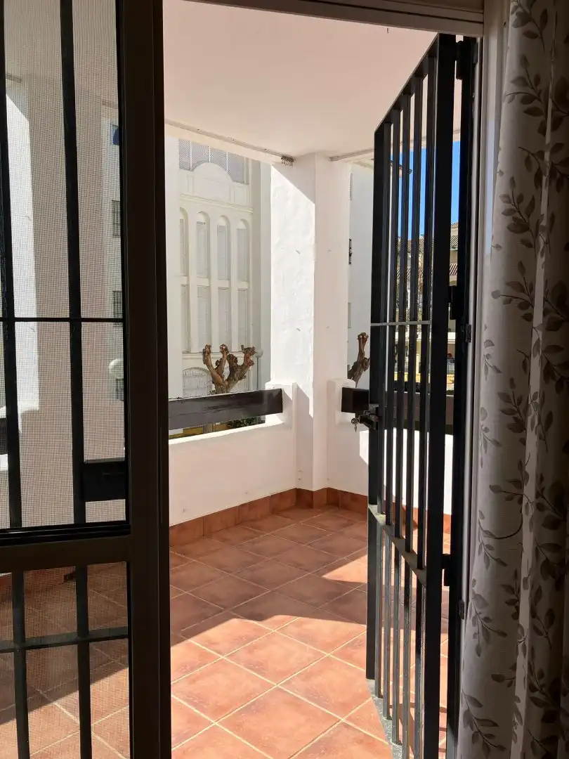 Wohnung zum Verkauf in Chipiona mit Balkon