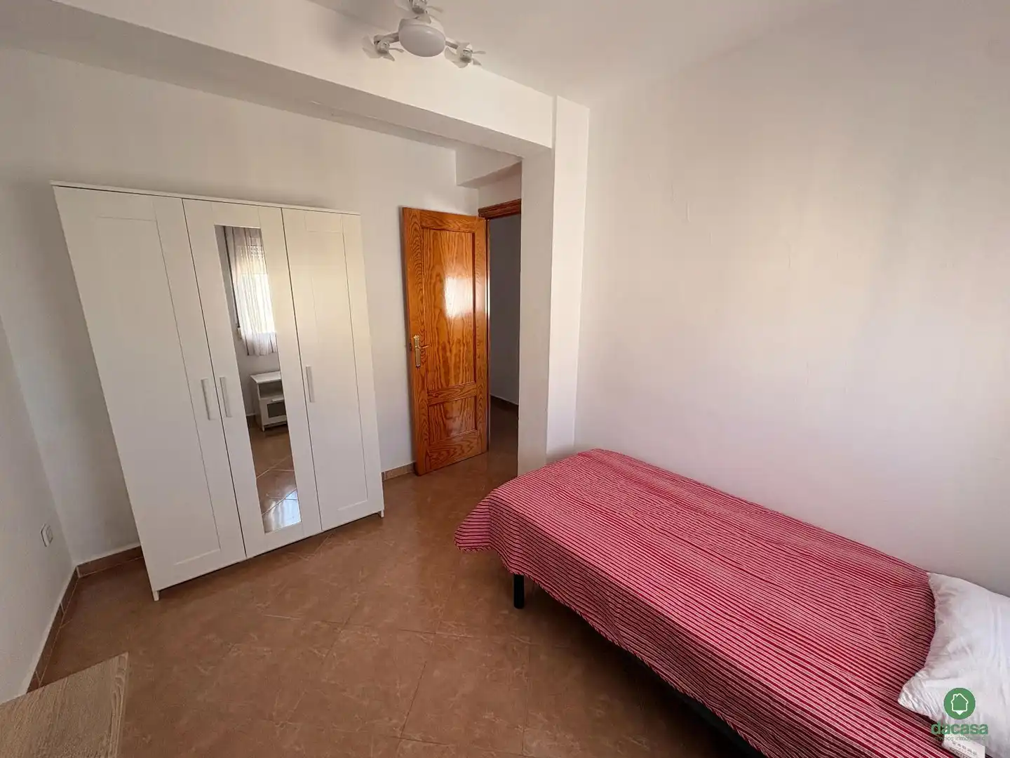 Habitación de Piso en venta en Huelva con Terraza y Balcón