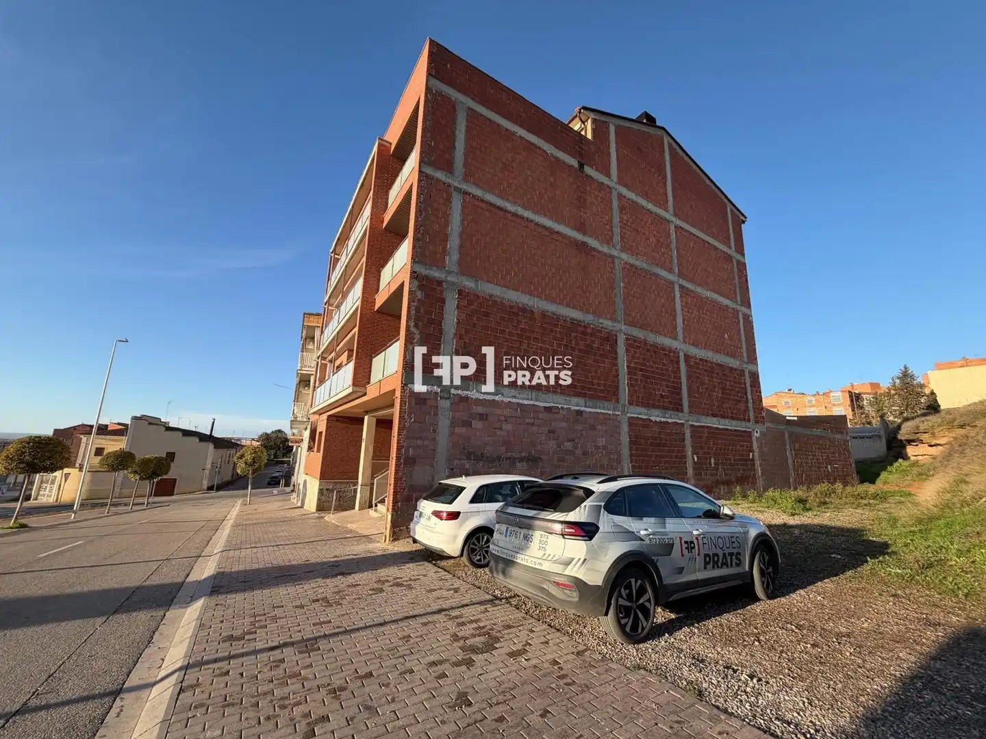 Parking de Piso en venta en Alcarràs con Calefacción y Terraza