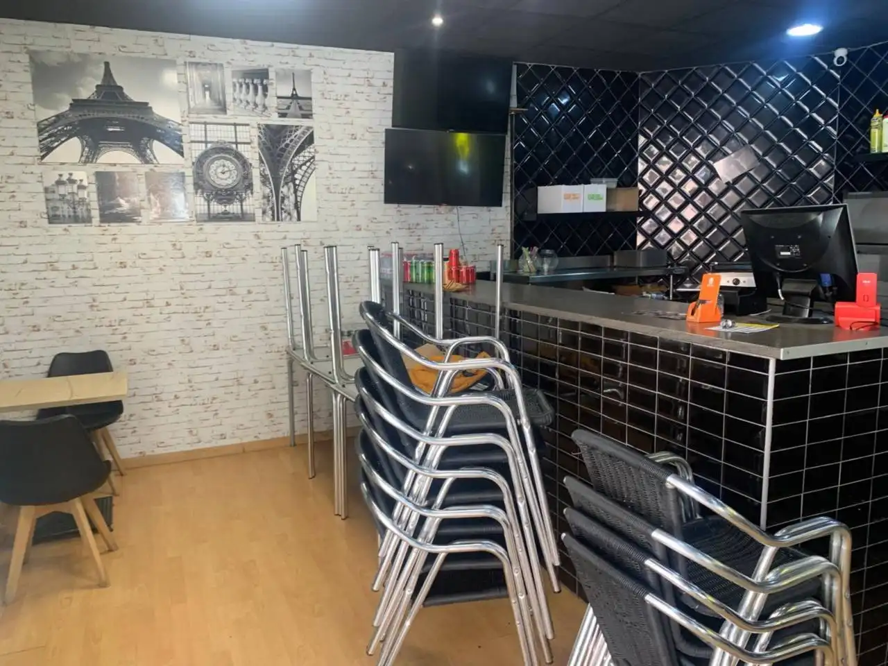 Local commercial à vendre à Centro - Casco antiguo, imagen 4