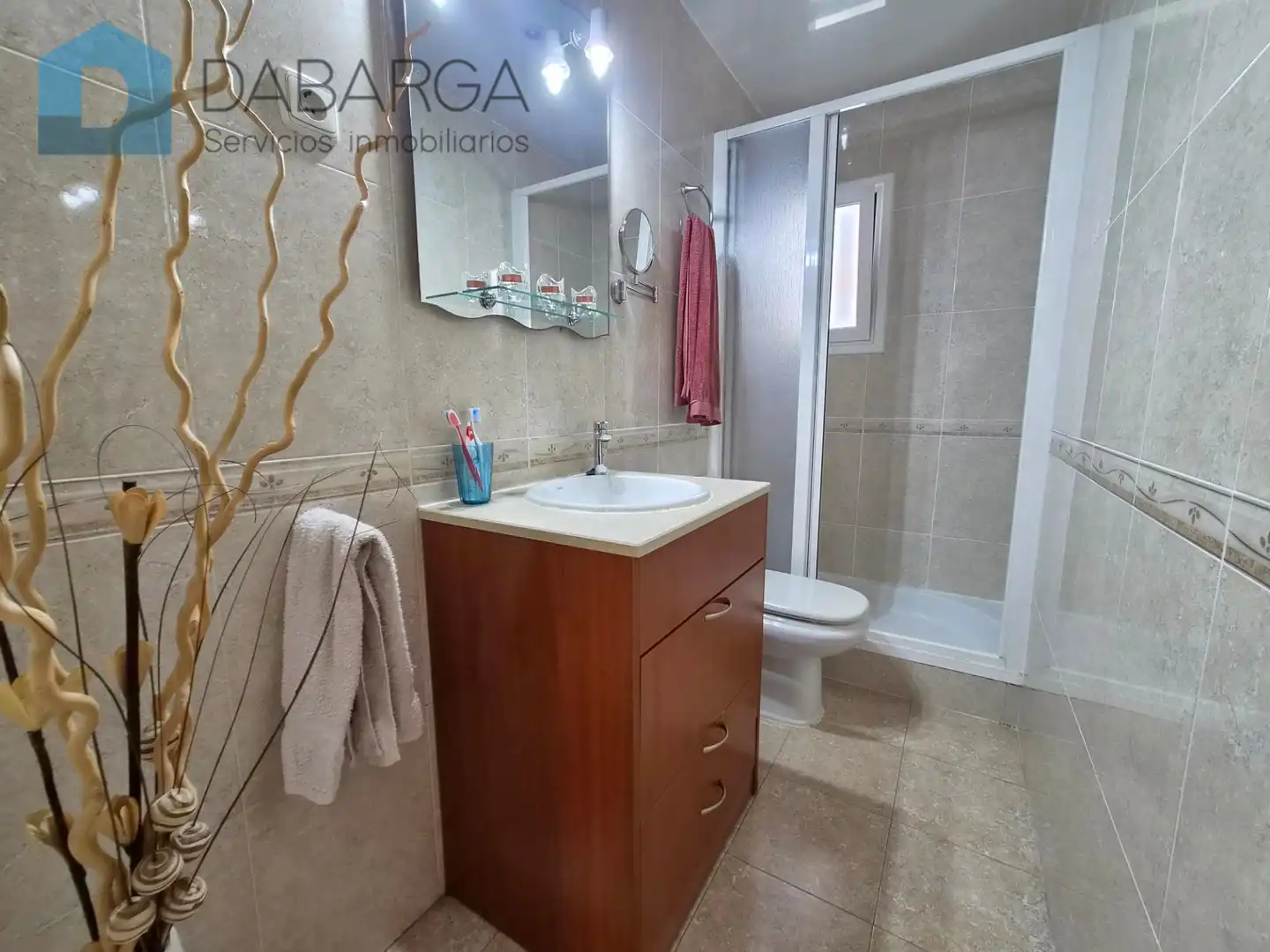 Bathroom of Flat for sale in Ripollet  with Air Conditioner, Parquet flooring and Oven