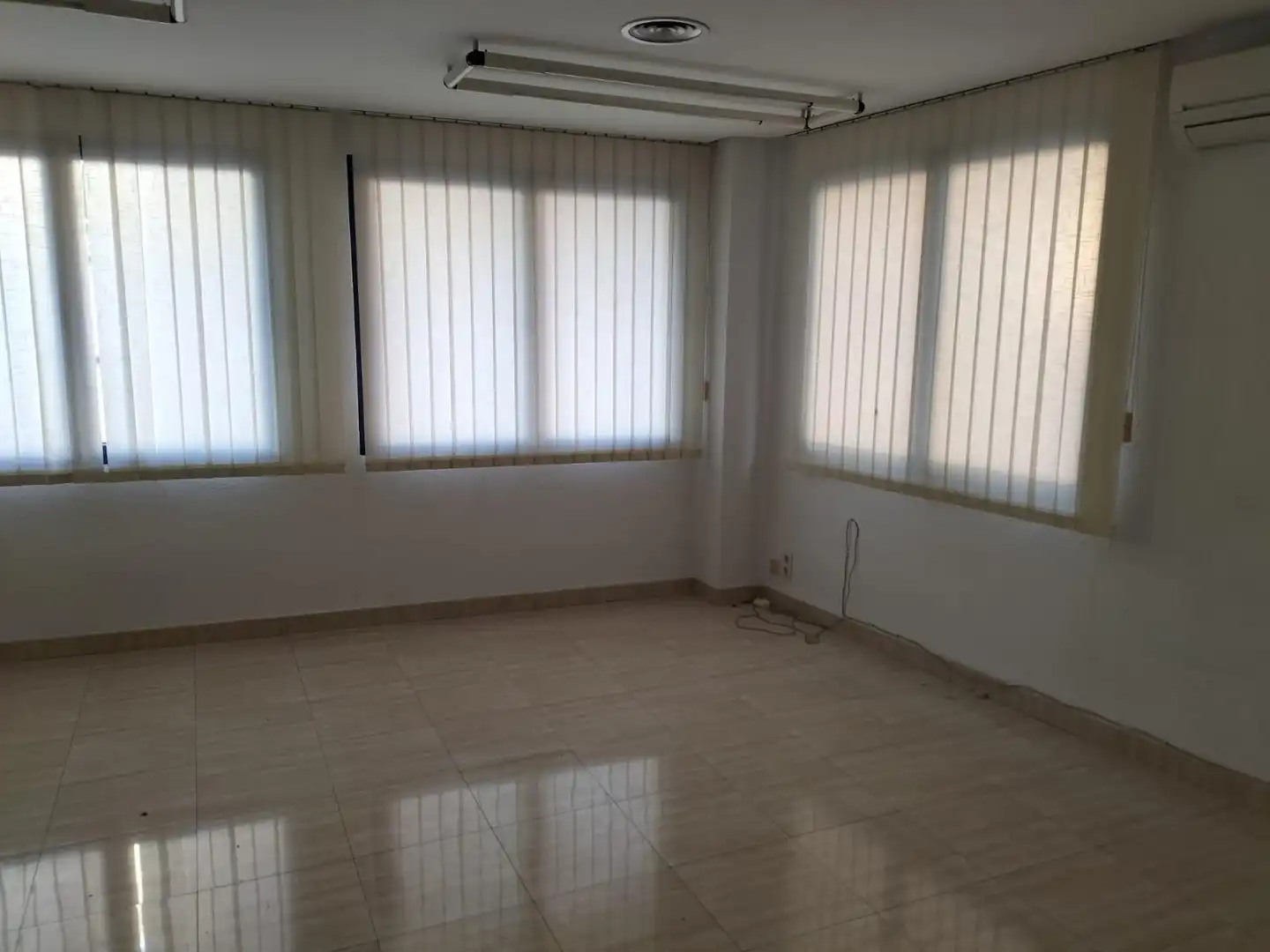 Oficina amb ascensor de lloguer a Carrer XIMENEZ 3, imagen 5