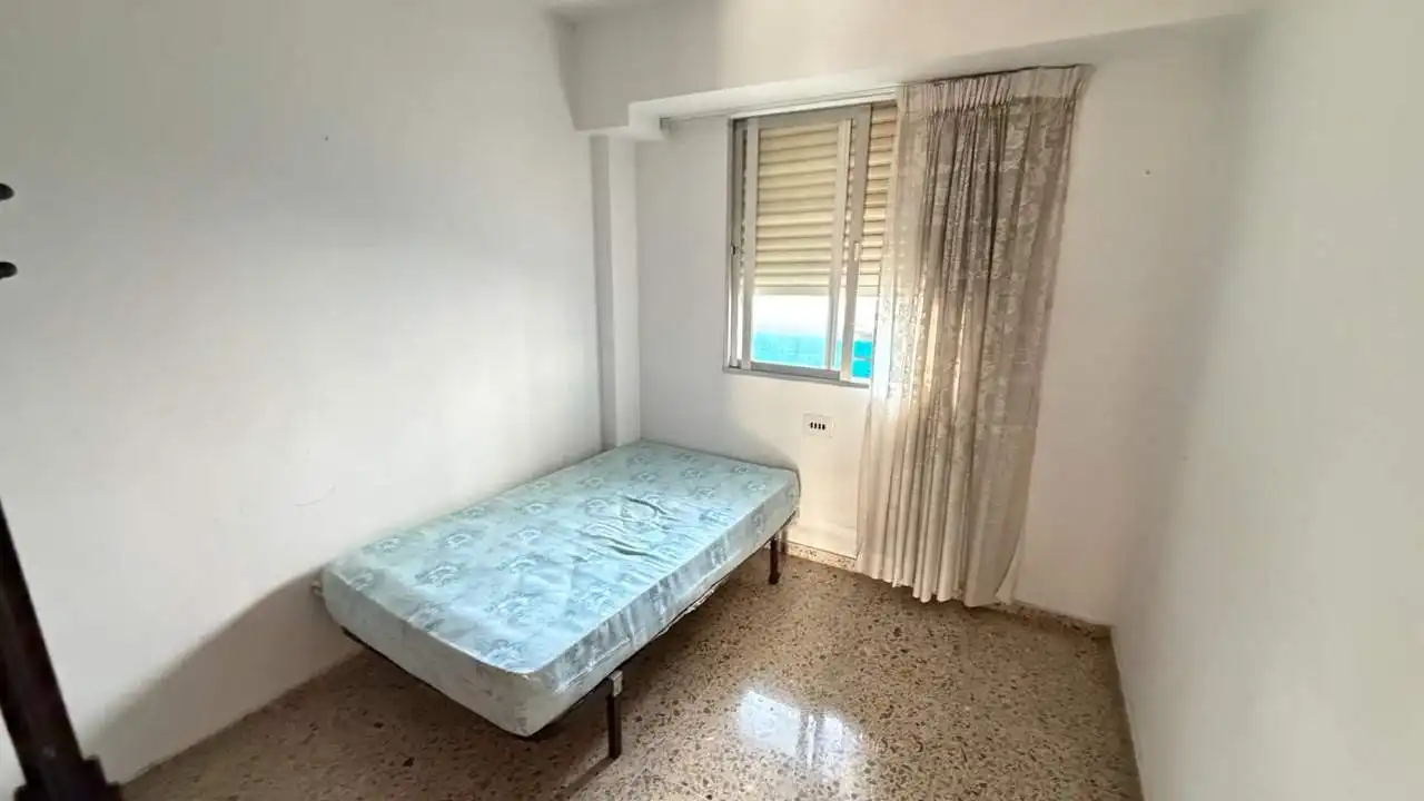 Bedroom of Flat for sale in Gandia