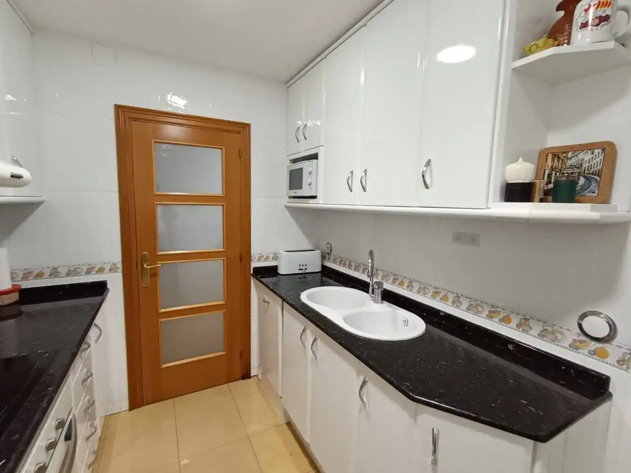 Cocina de Piso en venta en Esplugues de Llobregat con Terraza y Balcón