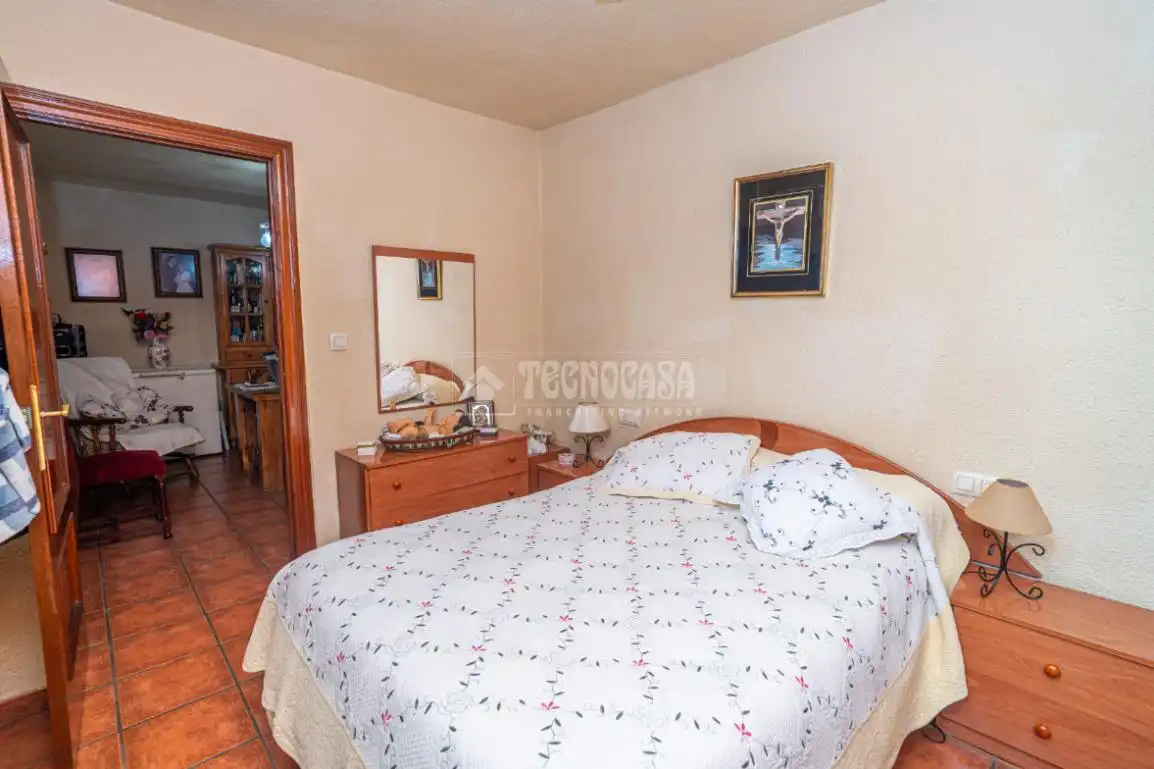 Habitación de Finca rústica en venta en Linares con Aire acondicionado, Jardín privado y Terraza