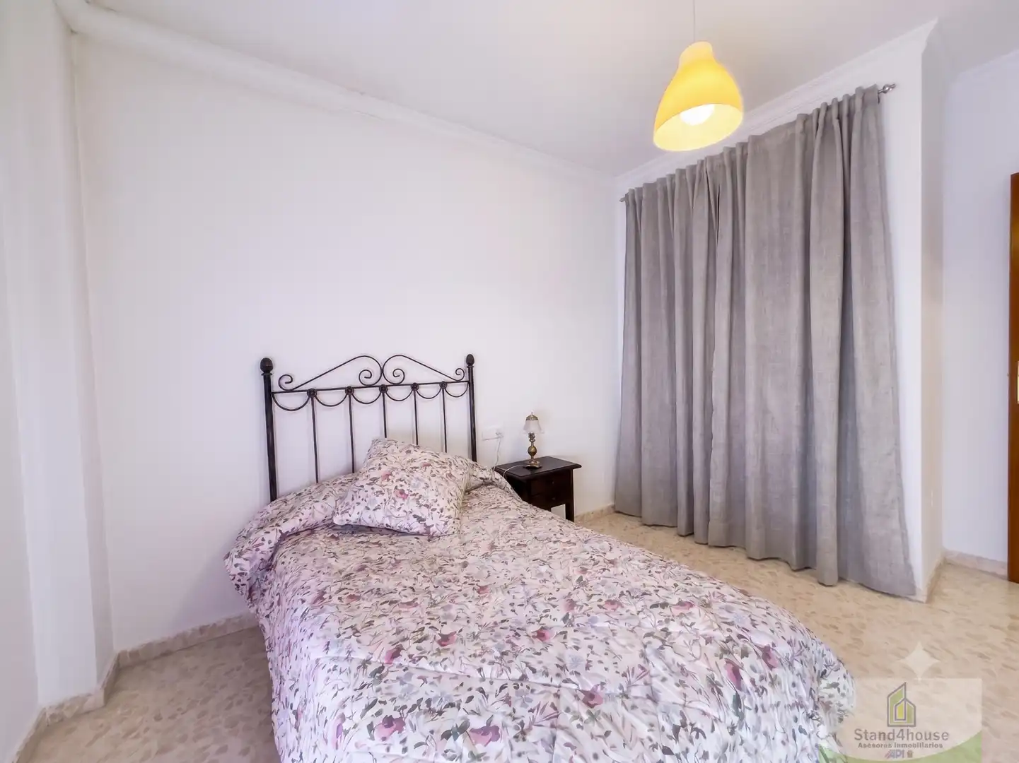 Bedroom of Flat for sale in Bollullos Par del Condado  with Air Conditioner, Heating and Storage room