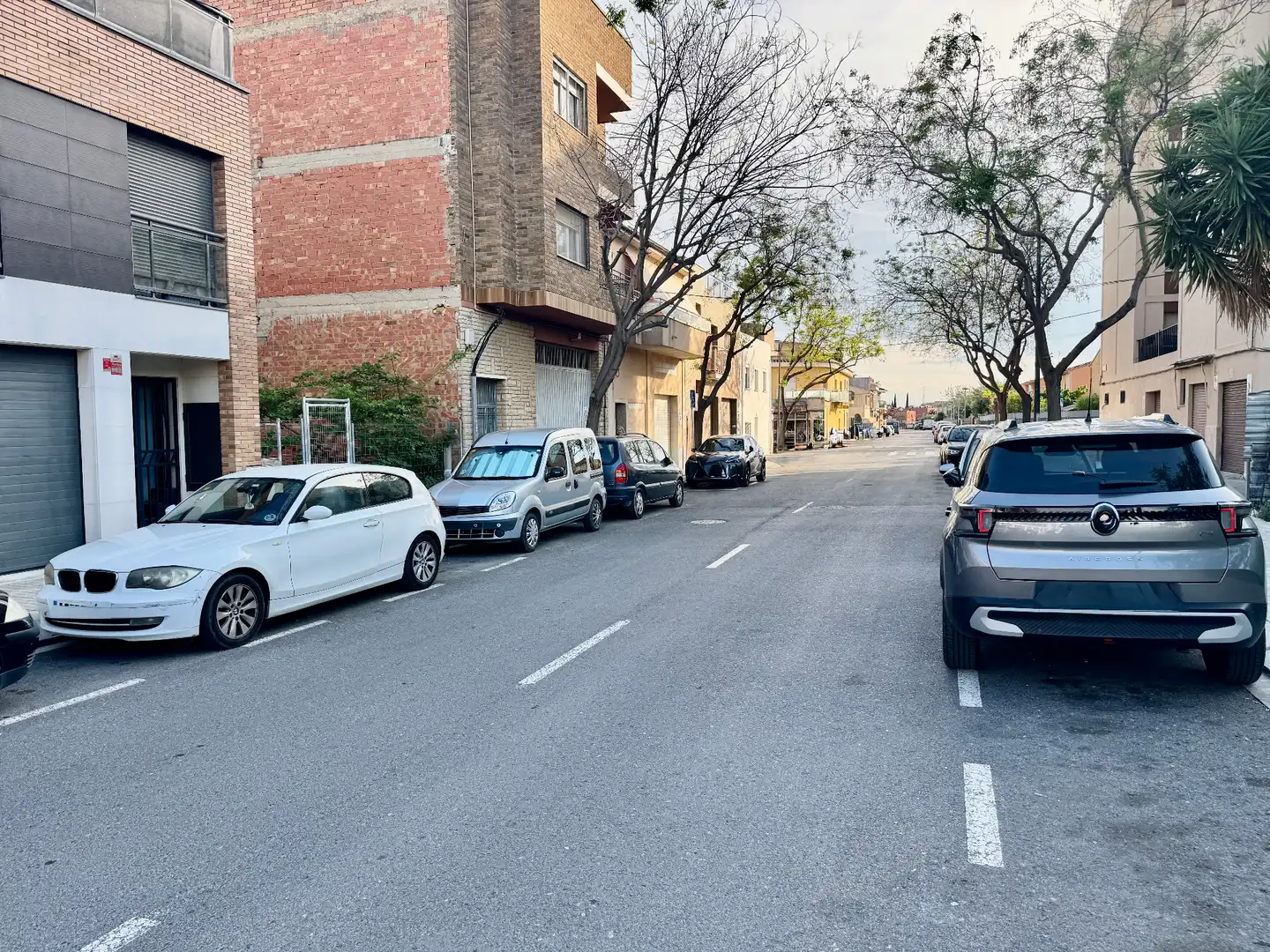 Parkplatz von Einfamilien-Reihenhaus zum Verkauf in Reus mit Parkett und Terrasse