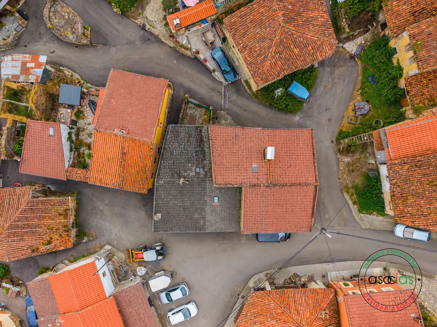 Parking de Casa adosada en venta en Proaza con Calefacción y Trastero