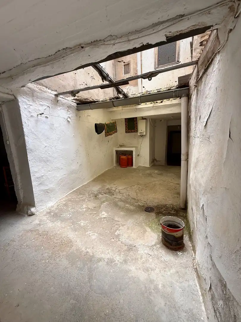 Country homes for sale in Biar  with Storage room