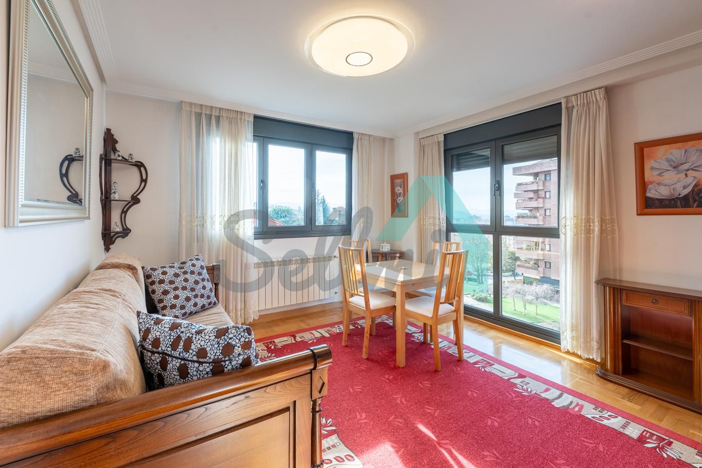 Bedroom of Flat for rent in Oviedo   with Heating, Parquet flooring and Storage room