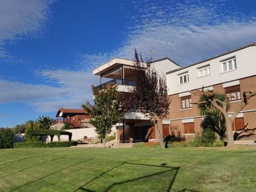 Villa con piscina in vendita a Arnedo