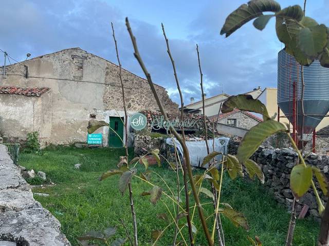 Casa-chalet en Venta en Área Rural