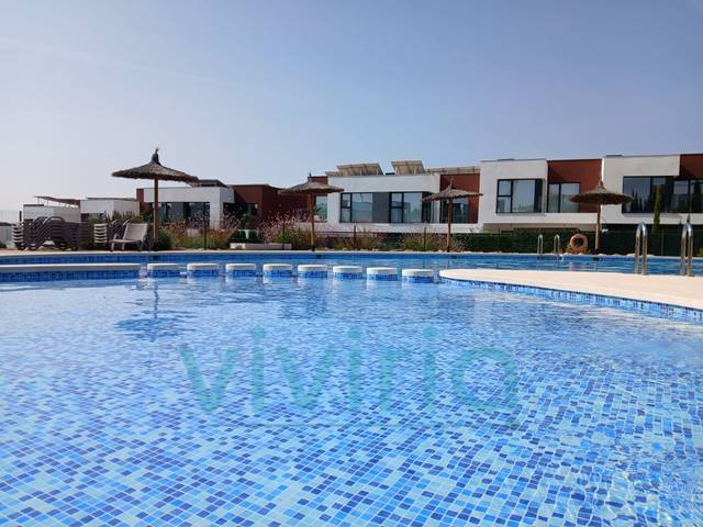 Casa adosada en Venta en Torre en Conill - Cumbres de San Antonio