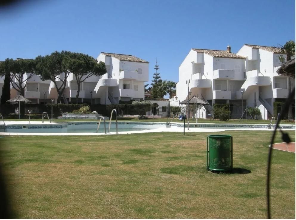 Garten von Maisonette zum Verkauf in Chiclana de la Frontera mit Klimaanlage, Privatgarten und Gemeinschaftspool
