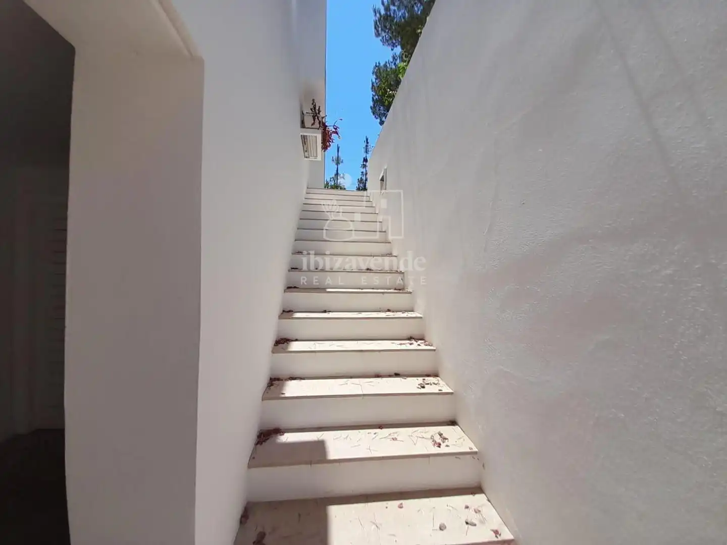 Vista exterior de Casa o chalet en venta en Santa Eulària des Riu con Aire acondicionado, Calefacción y Terraza