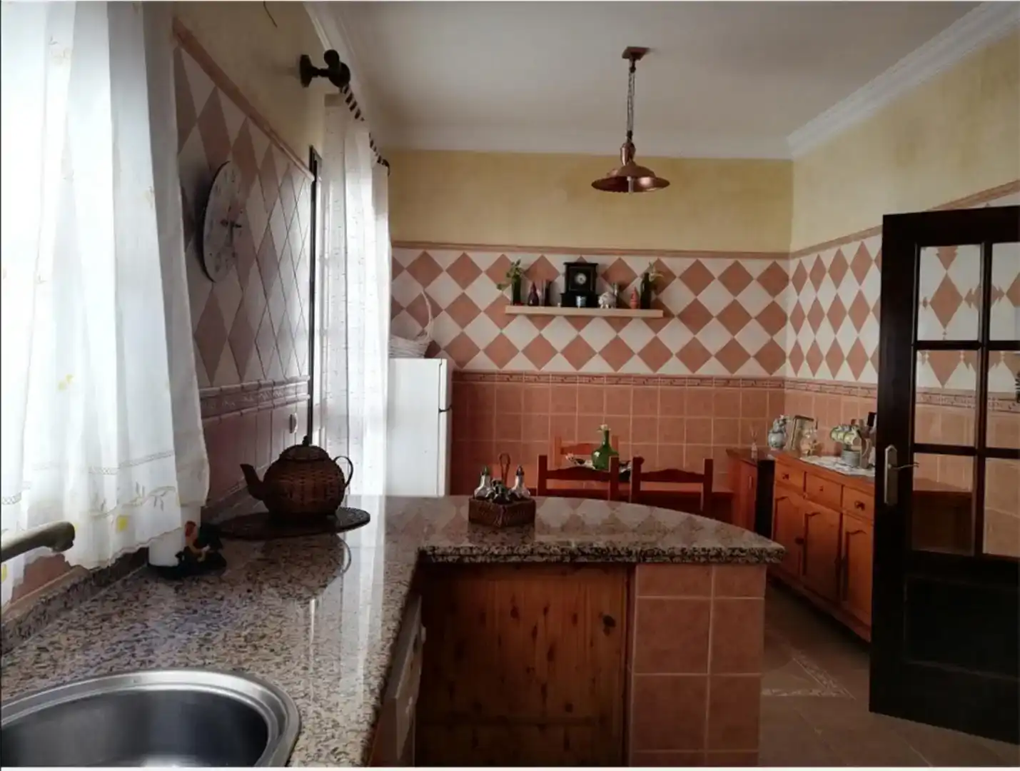 Kitchen of Houses for sale in Brenes, Sevilla